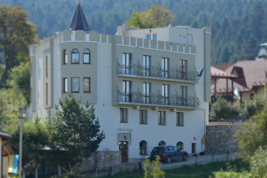 Hotel Three Korony Skhidnytsia Exterior photo